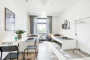Chic 4 Room Apartment in Mannheim